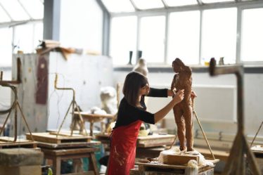 Un tailleur de pierre offre avant tout une garantie sur la qualité de la pierre. En effet, il choisit des blocs durables et résistants.