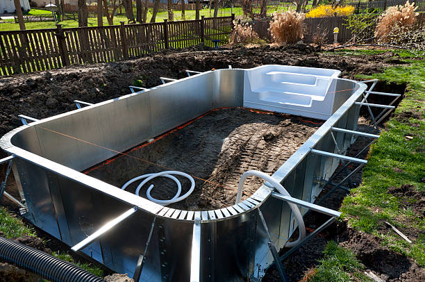 Un chantier réalisé par un constructeur de piscines demande une planification précise. Ainsi, chaque étape doit être organisée